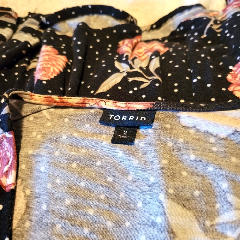 Torrid Black Foral Dot Jersey Faux Wrap Dress size 2X - Picture 5 of 5
